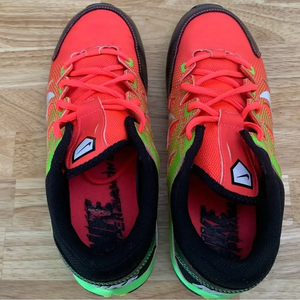 NEW Nike 6 Youth Kids‎ Pink Green Soccer Cleats